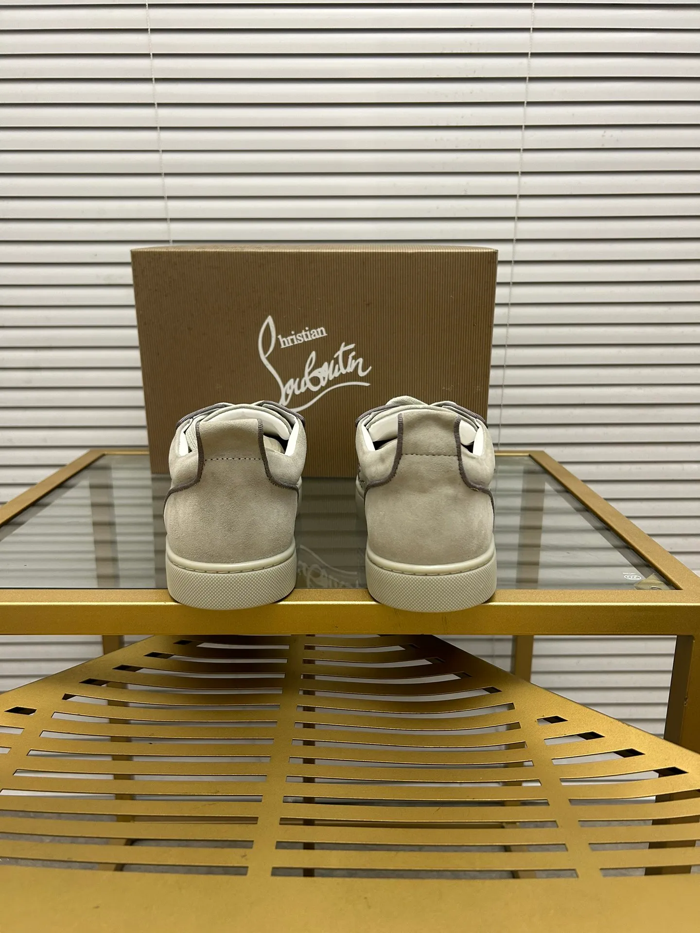 (Customized model) Ex-factory price is 500. christian louboutin (CL red sole shoes) counter series, casual sneakers for couples 📢 📢 📢 Exclusive hot style release 🎈🎈💪 Movable latex feet 👻 Finished outsole line [Proud] 😝Female 35-40# Male 38#-46, global supply😝 [Top version]: Original imported genuine leather upper, top original leather lining, original molded TPU outsole, original 1:1 detail processing, original shoe last,